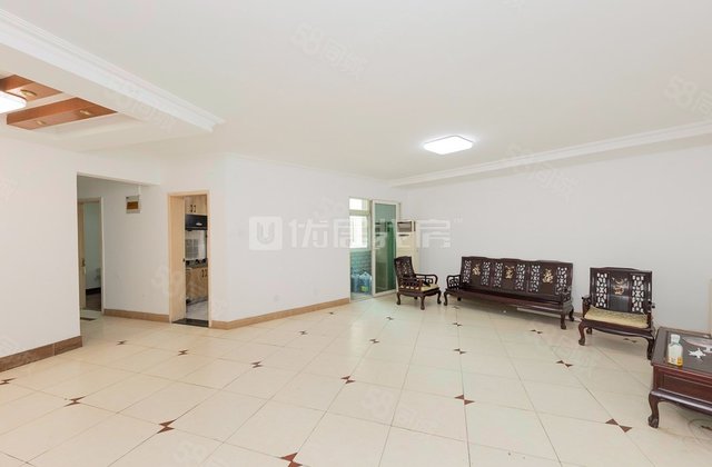 远大园六区3室2厅134.81㎡1350万二手房图片