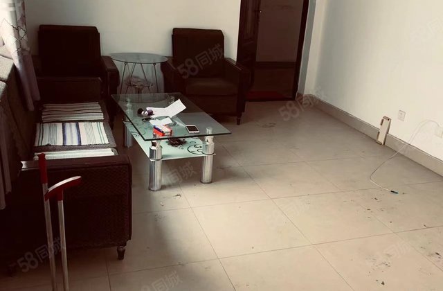 望湖花园一区(1 67号楼) 交通便捷！非顶层！