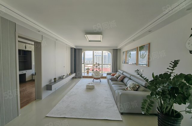 宏达综合楼3室2厅147㎡70万二手房图片