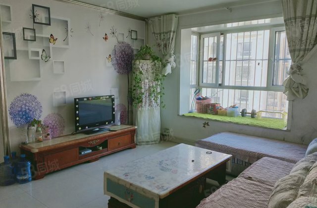 3室2厅2卫双阳台双衣帽间，带储藏室，带车库，价格可谈。