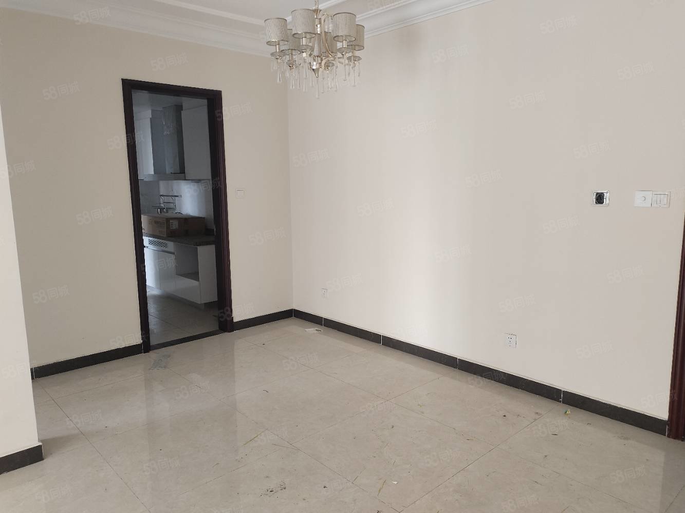 恒大江湾(东区)3室2厅1卫112㎡南北66.8万