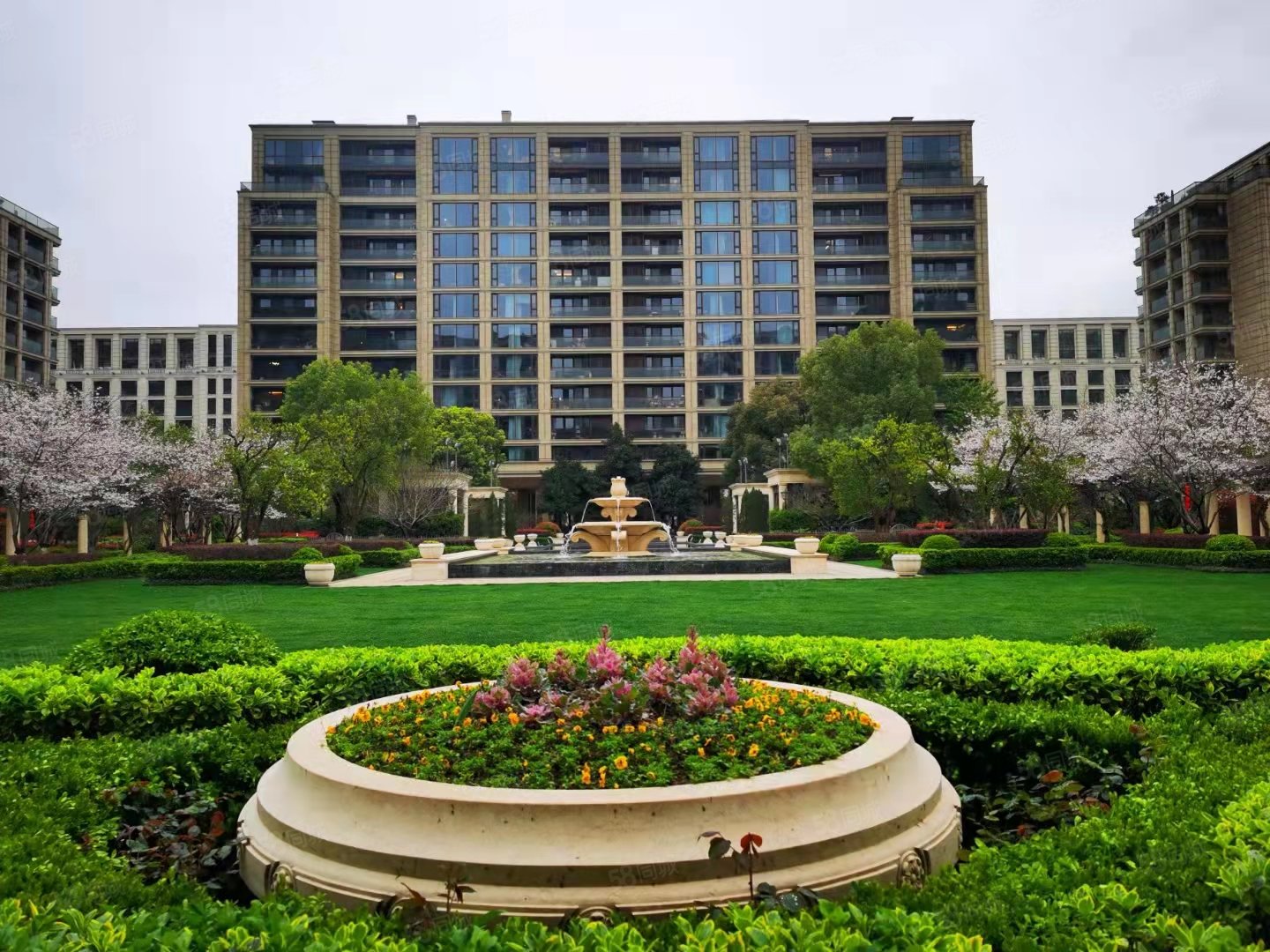 西溪诚园致诚苑3室2厅1卫88.8㎡南610万