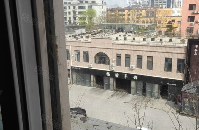 鼎舜花园(南区)3室2厅1卫高层