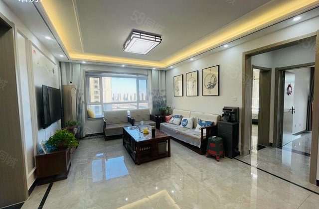 3室2厅 民生凤凰城8号院 朝南 精装修 122平 房东急置