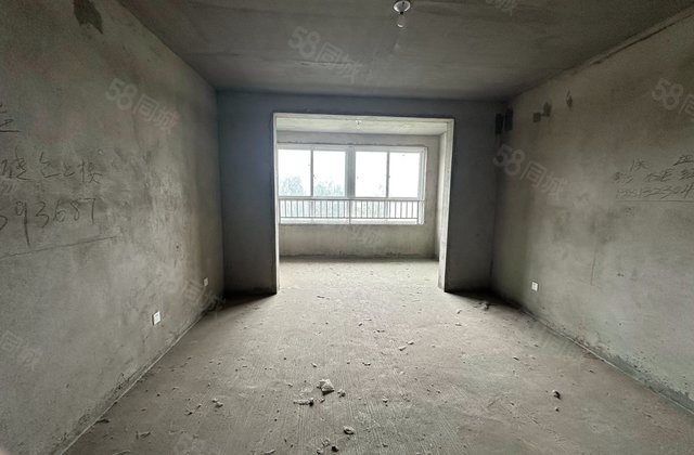 江南山水城3室2厅102.17㎡32万二手房图片