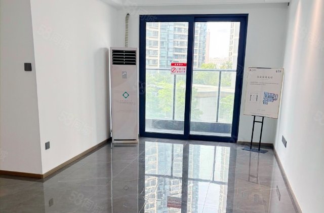 卓越晴翠府3室2厅76㎡140万二手房图片