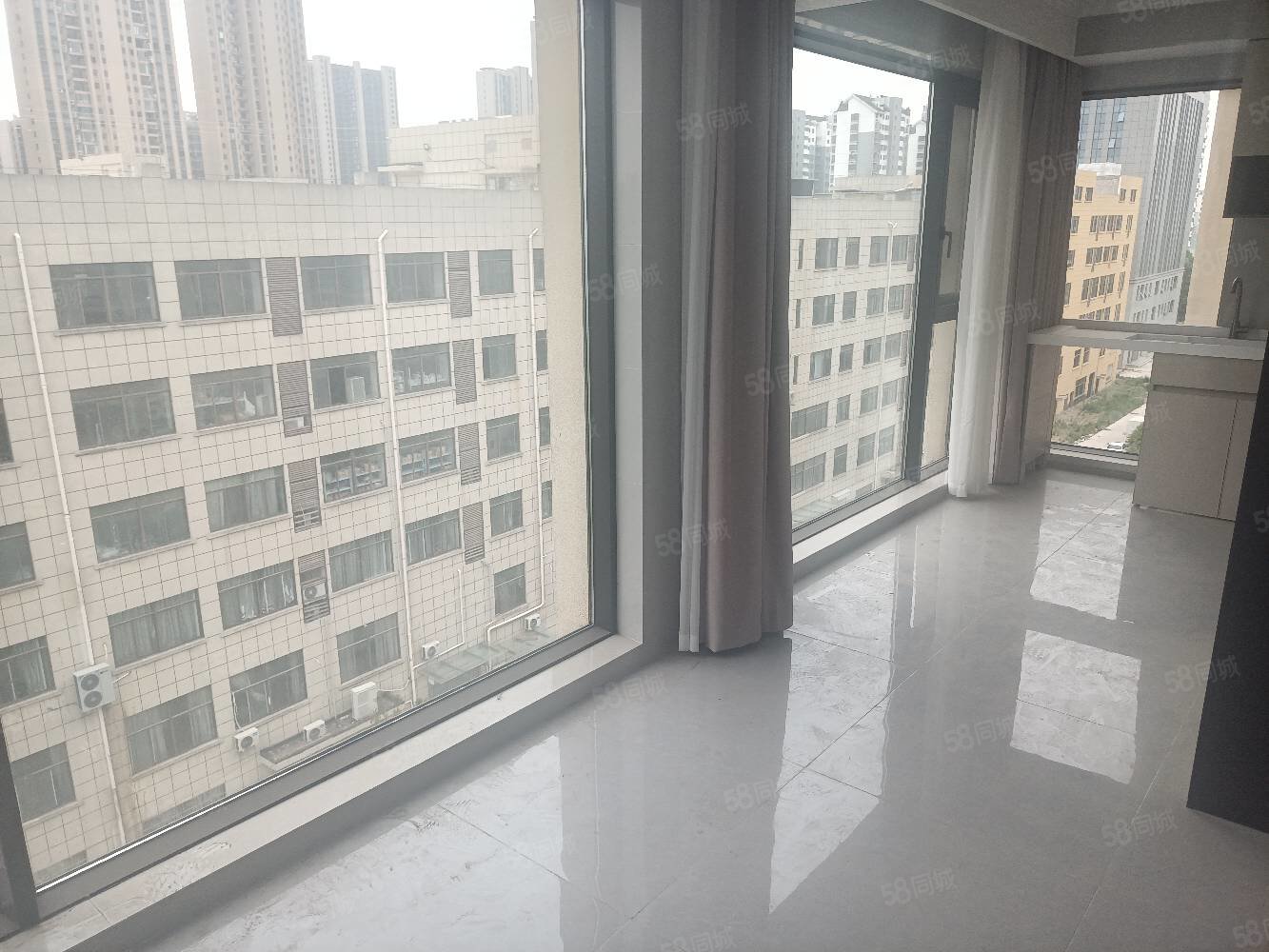 建投泊湾3室2厅2卫132㎡南北108万