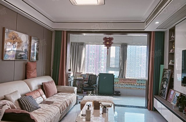 水岸花语二期 三室两卫 带车位储藏室 免大税 双阳台 15楼