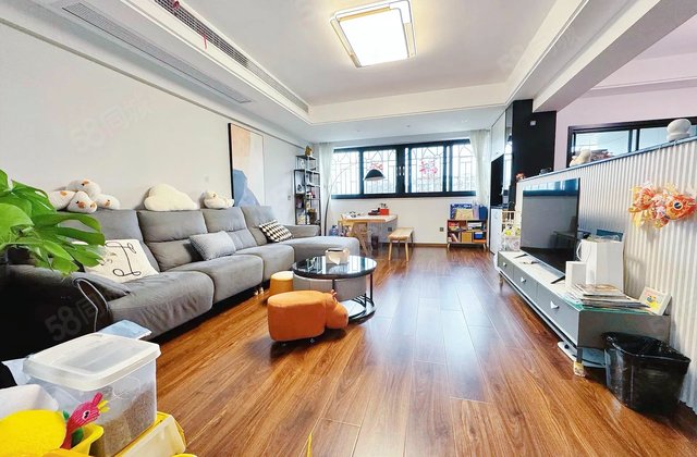 元一温泉花园4室2厅154.3㎡335万二手房图片