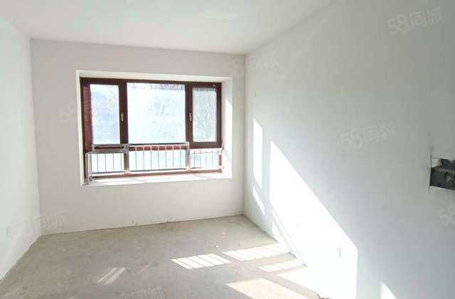 紫御宫馆5室2厅230.51㎡130万二手房图片