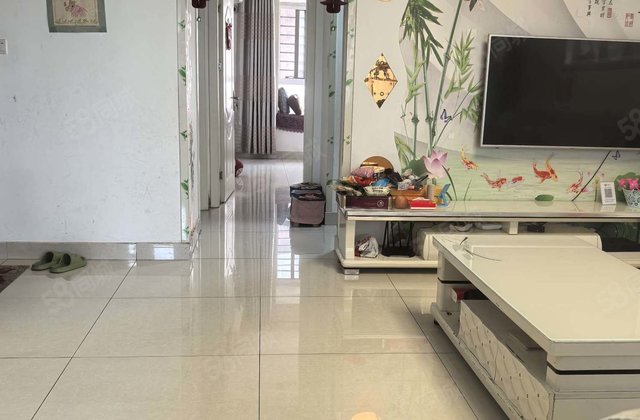 万达附近信合花苑，中间楼层，带子母车位82万，不带车位79