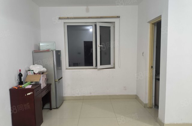 急！急！急！ 先锋翡翠湾 楼龄新 中间好楼层 看房方便