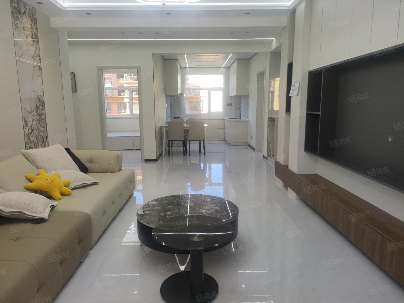 万泰城上城3室2厅1卫110㎡南北75.8万