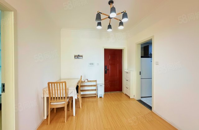 中铁城锦南汇2室2厅65.19㎡102万二手房图片