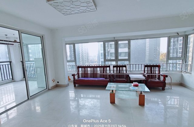 阿尔卡迪亚盛园(五期) 西边户送超大储藏室！大阳台全天采光！