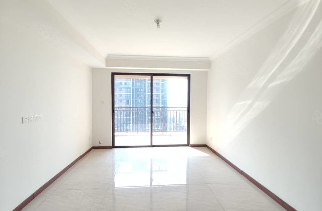 联发悦溪府3室2厅89㎡29.8万二手房图片