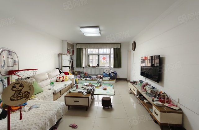 兴华西路，柳泉花园三室，三室朝阳双阳台，带地上车库储。