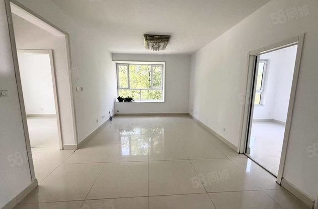 新上好房 二中旁三室两厅 2楼西边户 80万带储藏室免大税