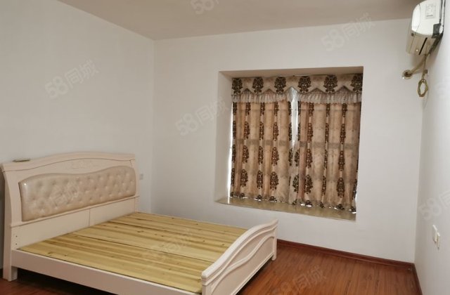 均安翰苑4室2厅138.55㎡72万二手房图片