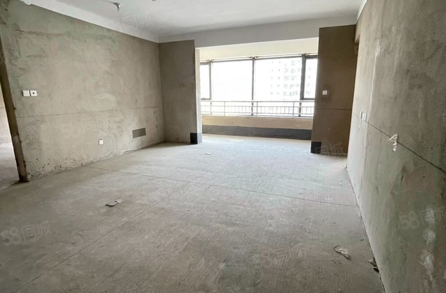 圣蒙左岸4室2厅173㎡128万二手房图片