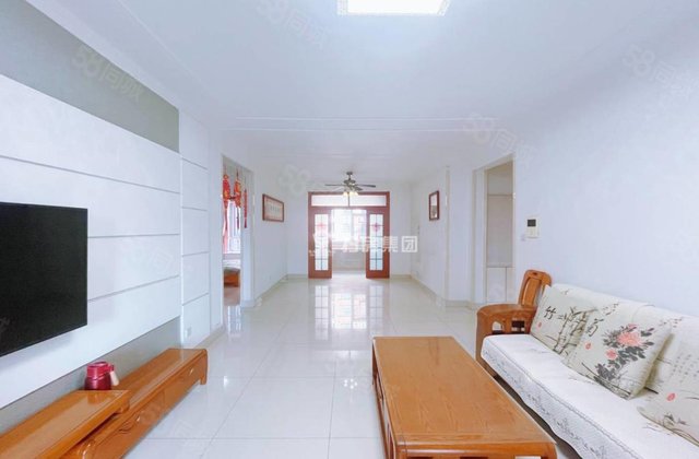 英伦花园 东昌东校 新三中带车位储藏室 免大税 户型方正