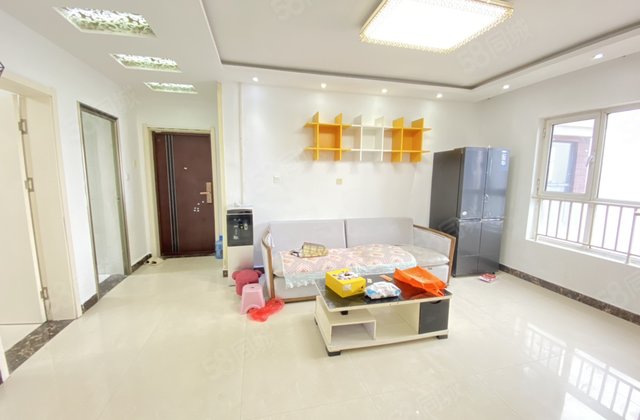 水岸花语 精装修南北通透三室 带大储藏室 莲湖新城旁随时看房