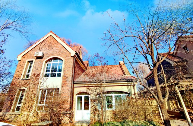 银都花园别墅小区(别墅)6室3厅3卫