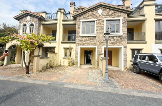 御江南国际社区(别墅)4室2厅192.56㎡149万二手房图片