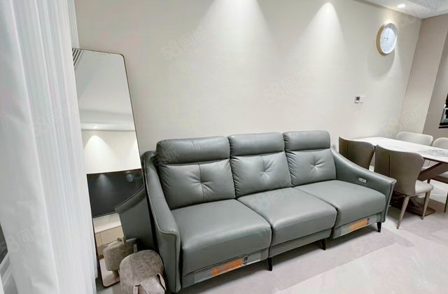 莲桂西路98号院2室1厅74.89㎡68万二手房图片