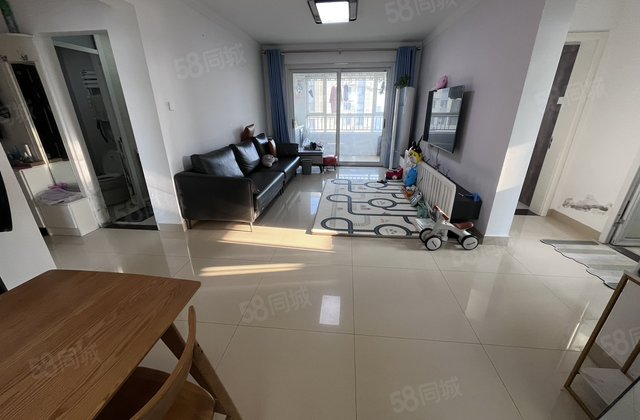 免大税急售开发区星美精装三室两卫西边户