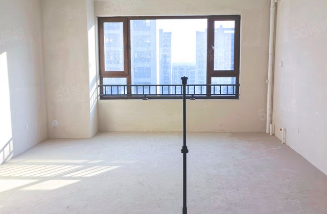 中铁长春博览城逸都C区4室2厅127.72㎡75万二手房图片