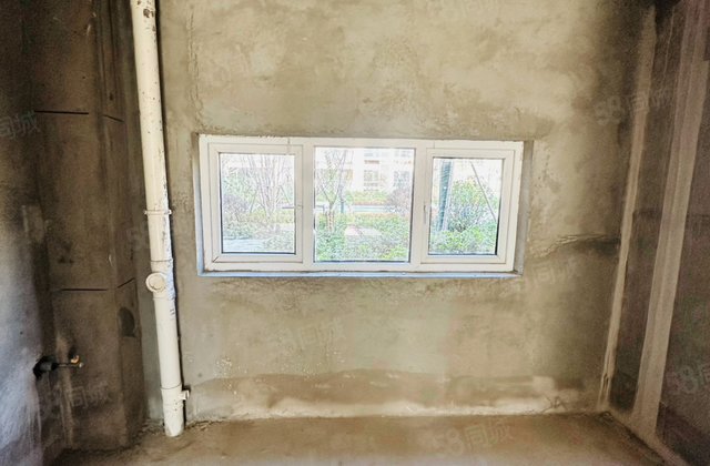 天嘉湾花苑4室2厅128㎡68.3万二手房图片