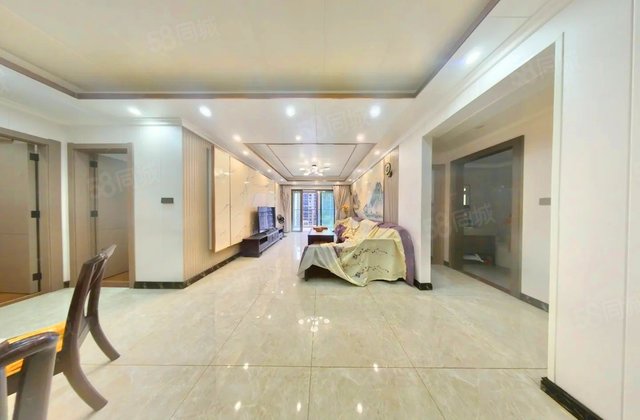 北滘雅居乐英伦首府3室2厅126.92㎡137万二手房图片