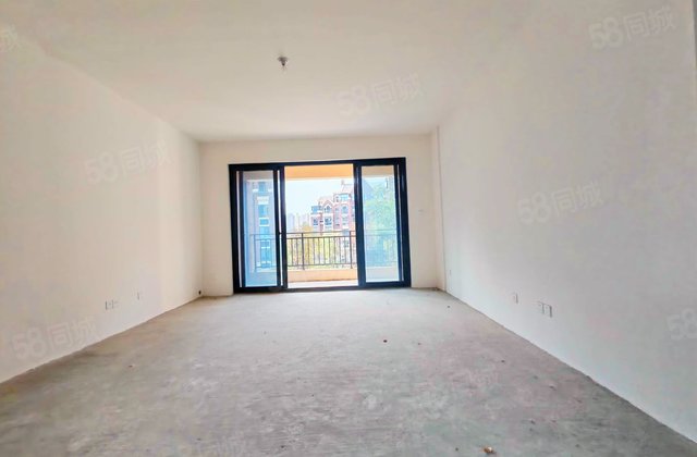 伊顿小镇4室2厅140.66㎡125万二手房图片