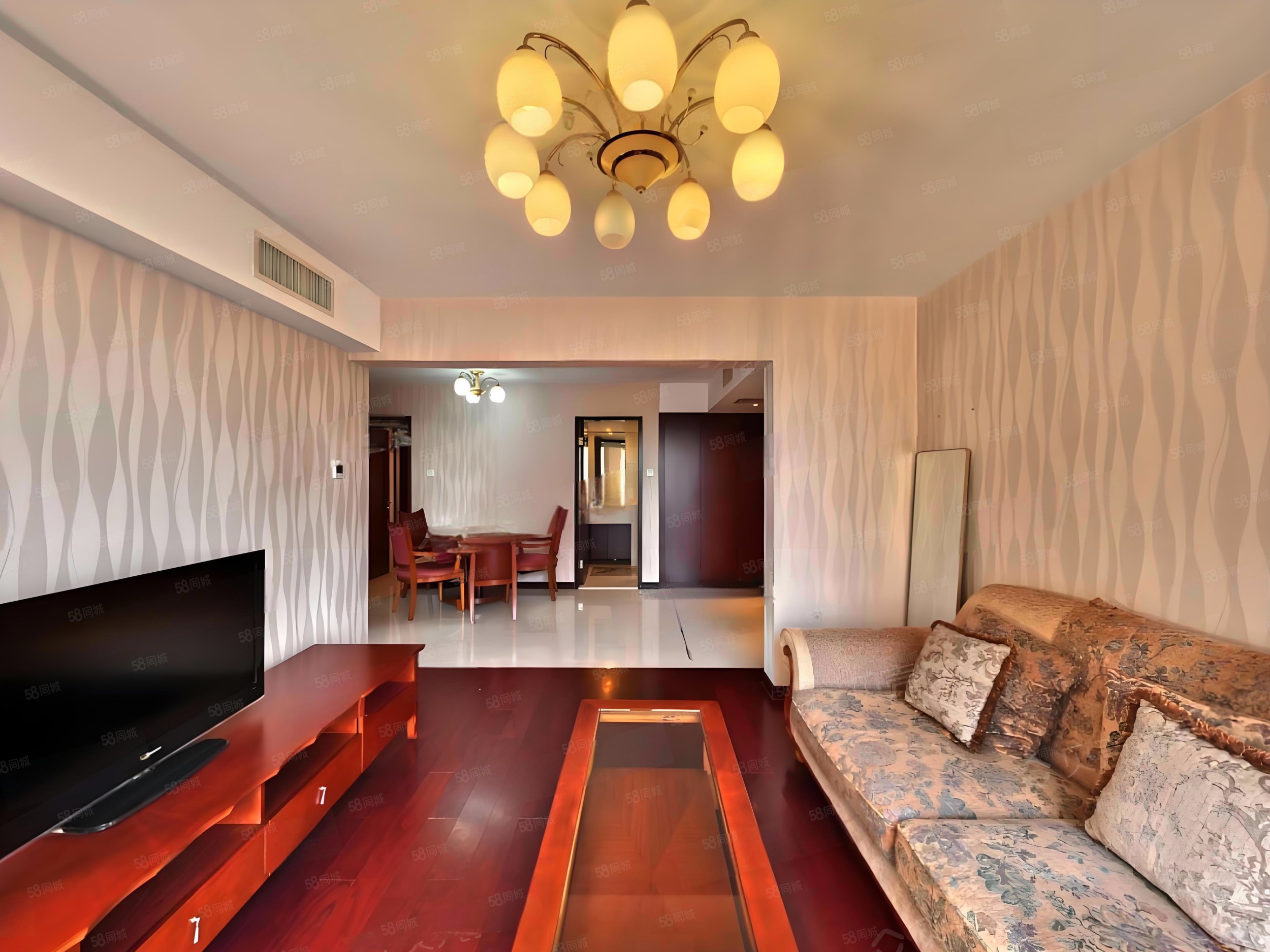 遠(yuǎn)洋新干線2室2廳1衛(wèi)99.79㎡南北639萬(wàn)