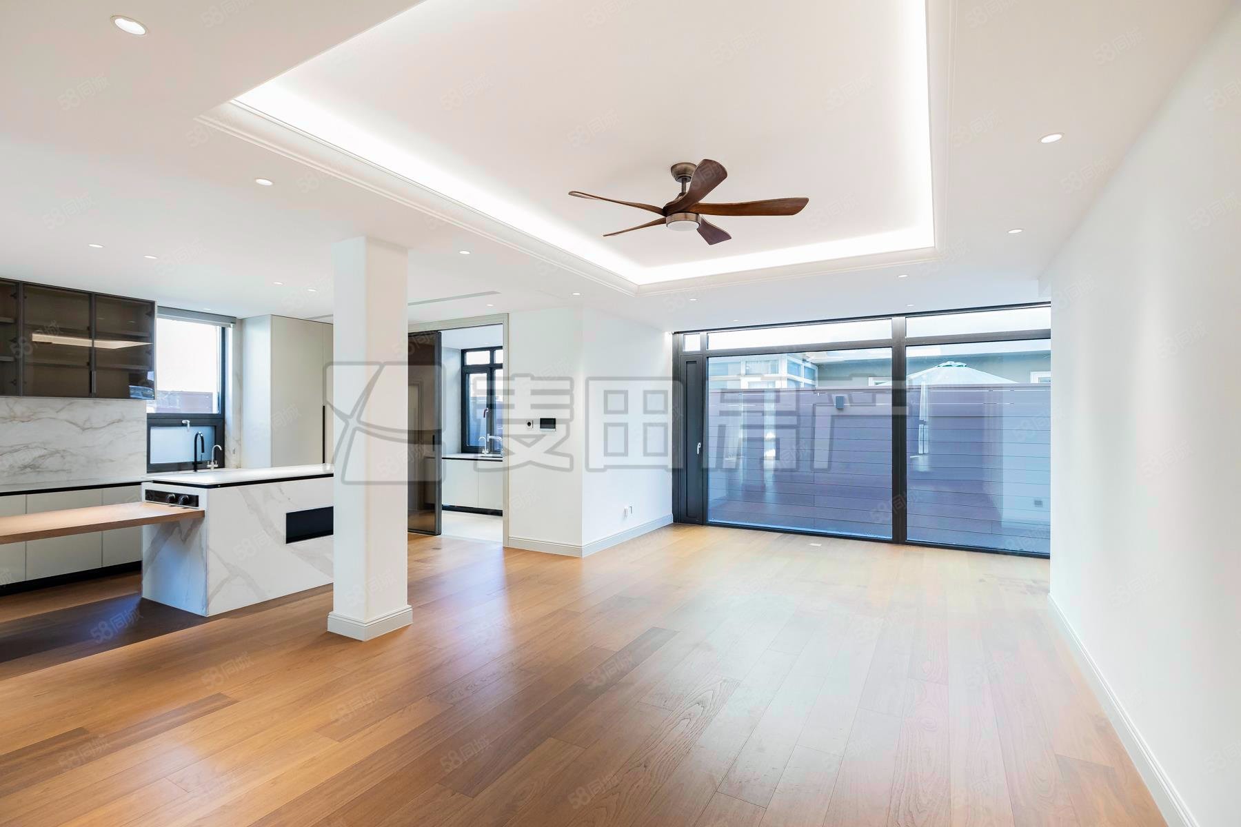 裕京花園別墅5室3廳4衛(wèi)291.11㎡南北2900萬