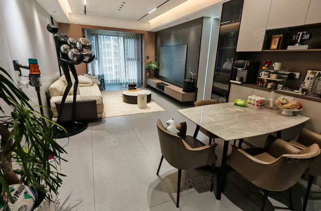 江天樾4室2厅120㎡66.8万二手房图片