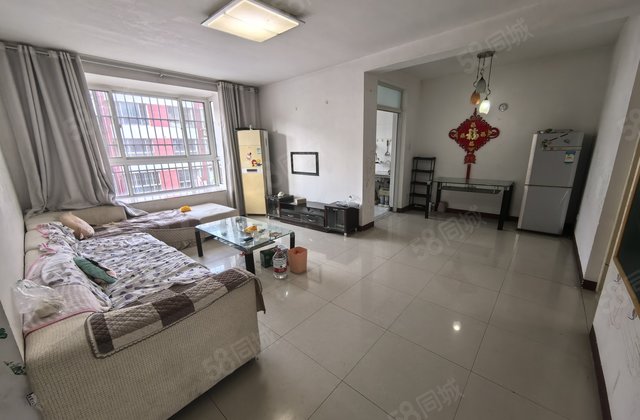 三室朝阳双阳台~户型真棒！中层 水晶城 中层 光明~七中