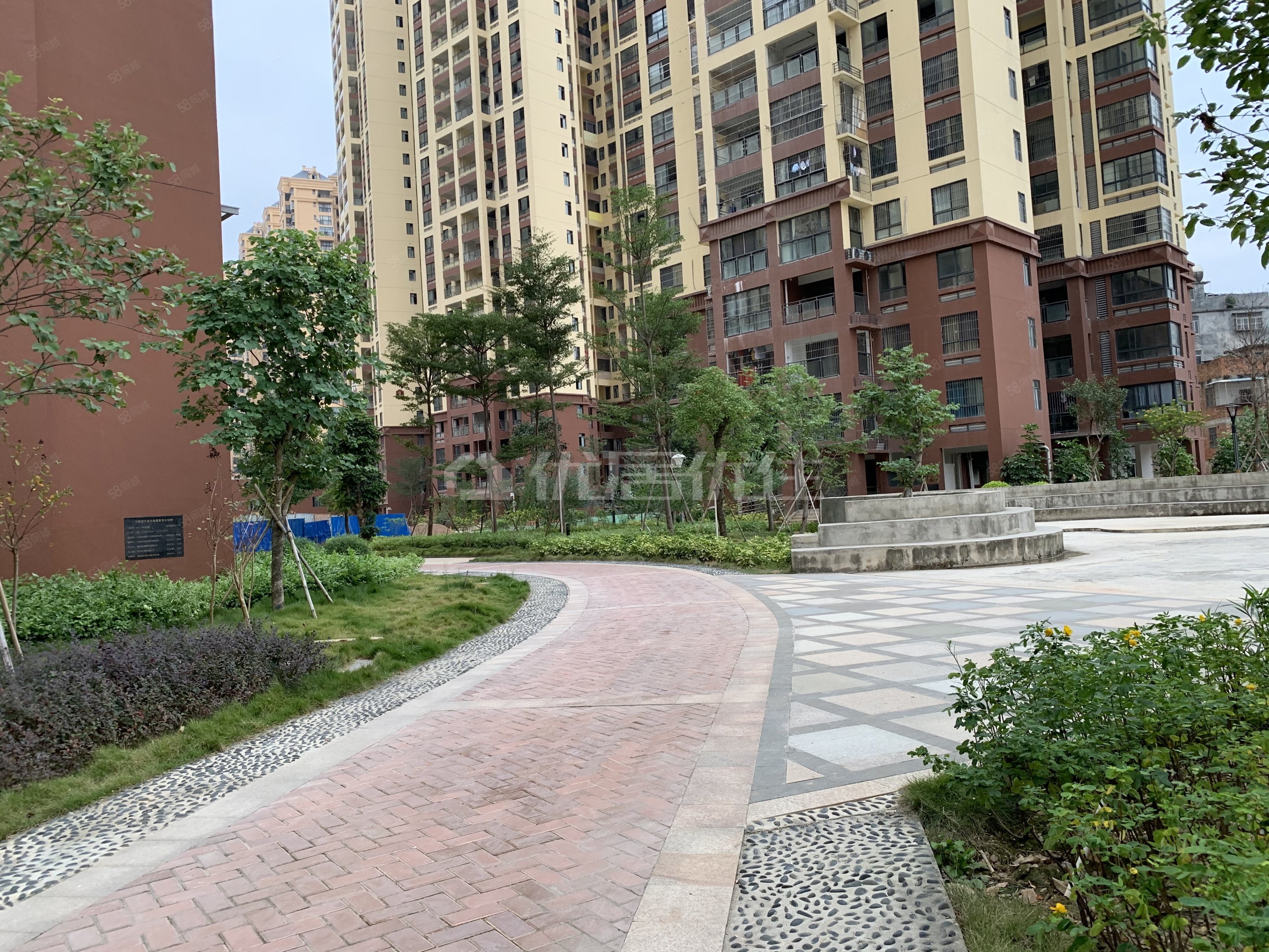 【10图】普罗旺斯商圈 中旭中央城精装3房 保养干净,中旭中央城-南宁