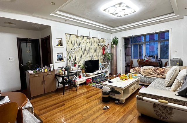 江岸名都小区2室1厅95㎡92万二手房图片