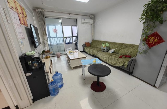 新上 阿卡六期 带车位  前排 双阳台 东户 随时看房免大税