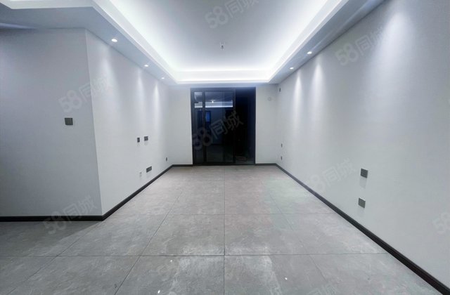 华侨城天鹅堡3室2厅105.39㎡105万二手房图片