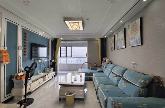 房东急售 精装修 送车位 免大税 诚心出 可以看的 保证真实