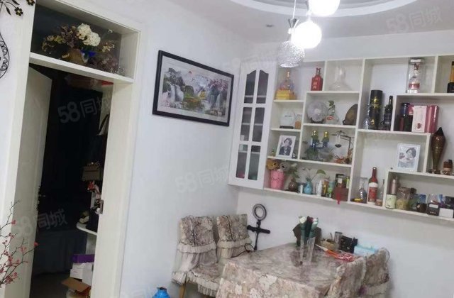 星美城市广场 环境优美 房龄新 正规商品房 朝南 电梯房