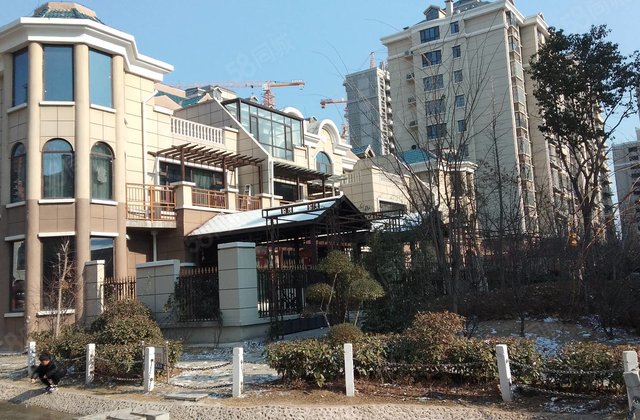 5分曹县儒房地产220万6061元/㎡天润城(别墅)一期 简装 随时看房5室2