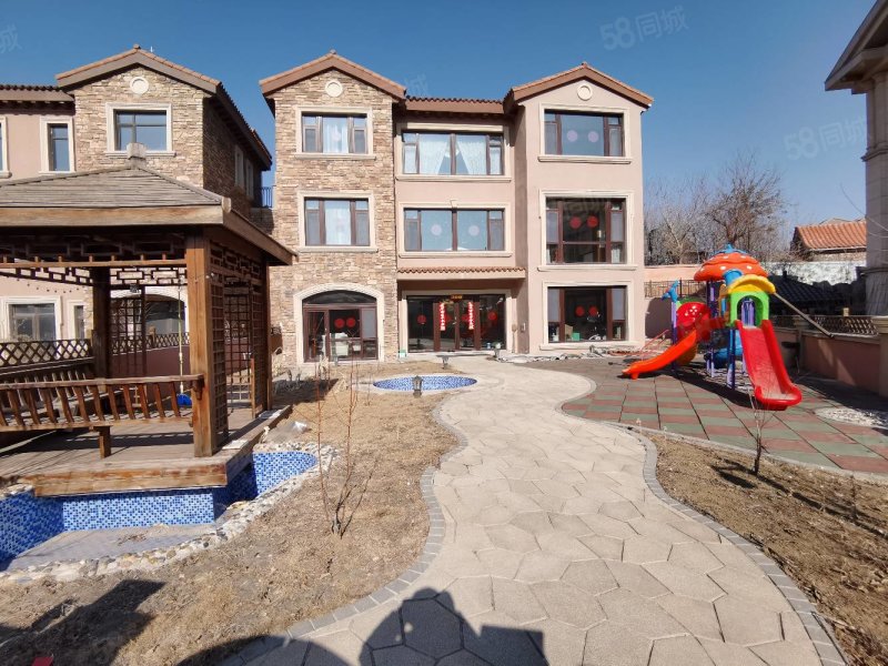 亿达玖墅5室3厅5卫399㎡南北700万