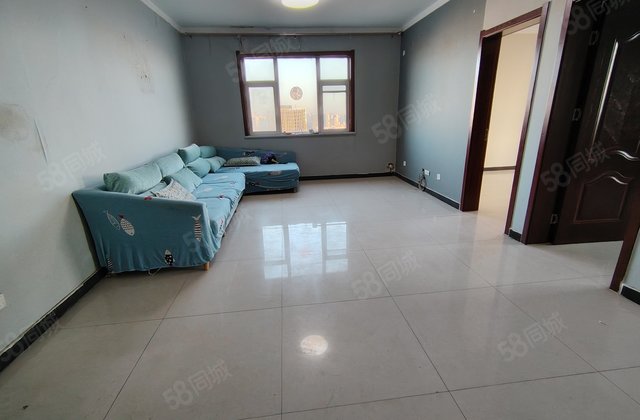 蓝天金地2室2厅105.89㎡56万二手房图片