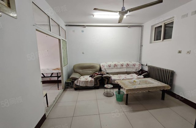 十万可安家 老文轩八中 闸口附近 多层三楼 免大税带储藏室