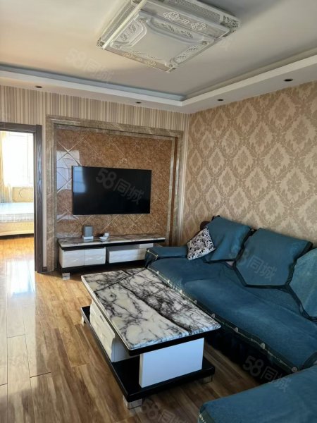 红旗建工一号楼2室1厅1卫80㎡南北23万