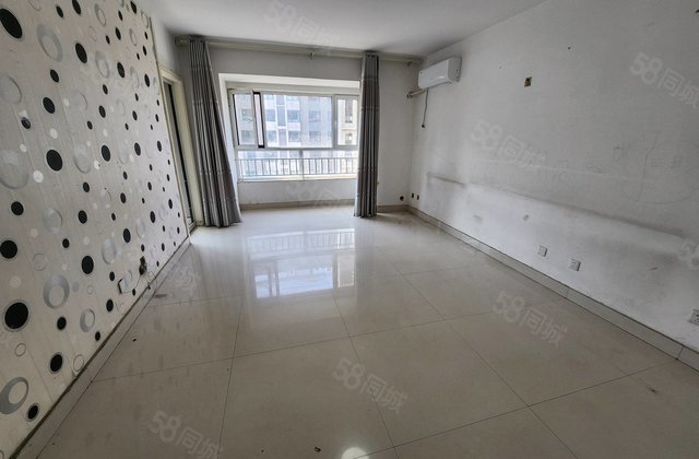 阿卡四期新上三居12楼~12楼~买房送储~免大税随时看房